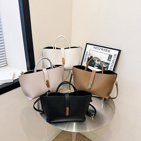 Versatile Small Crossbody Handbag in Vegan Pebbled Leather – Gift-Ready Design - Picture 6 of 6